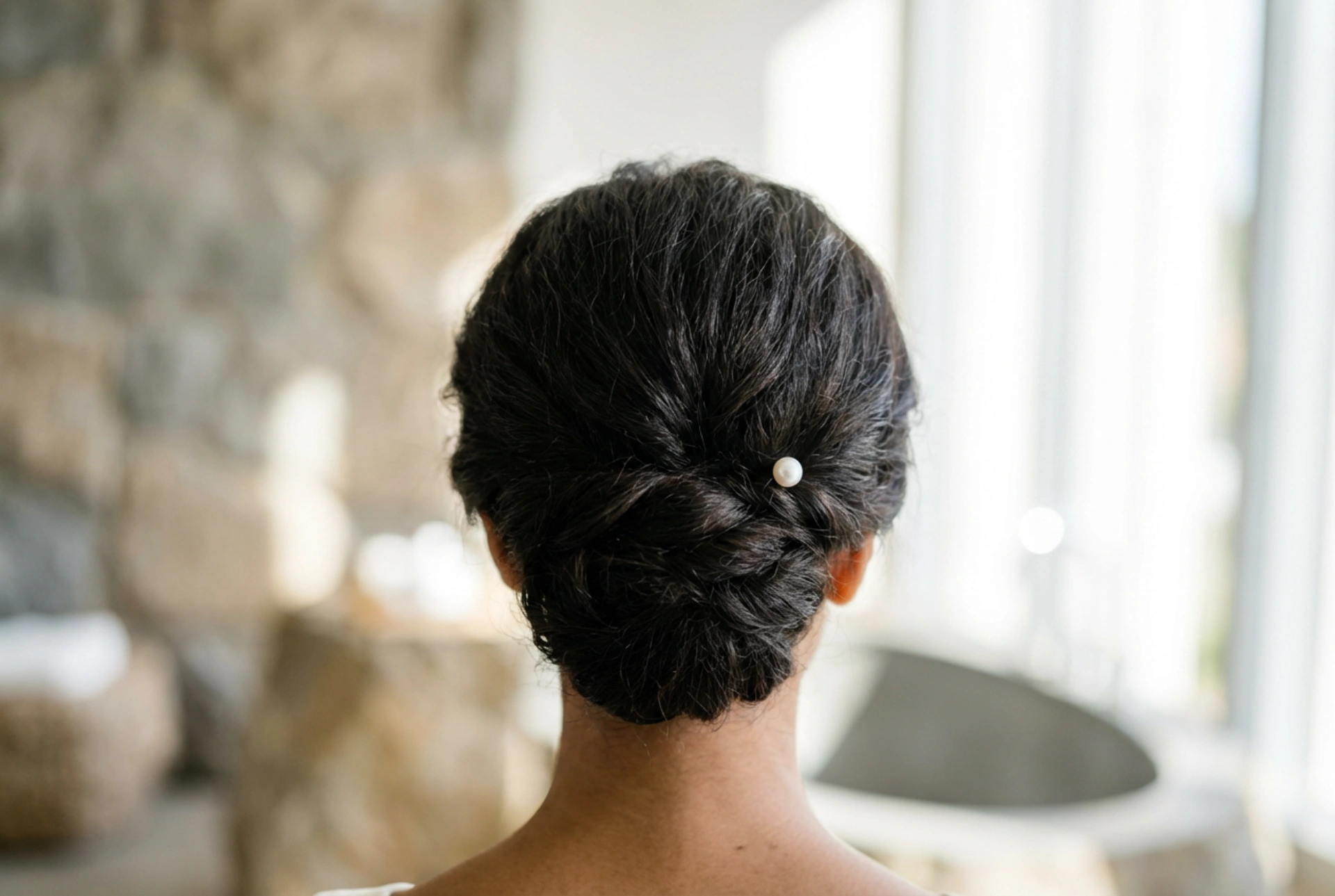 Coiffure de mariage pour cheveux courts : l'élégance sans extensions