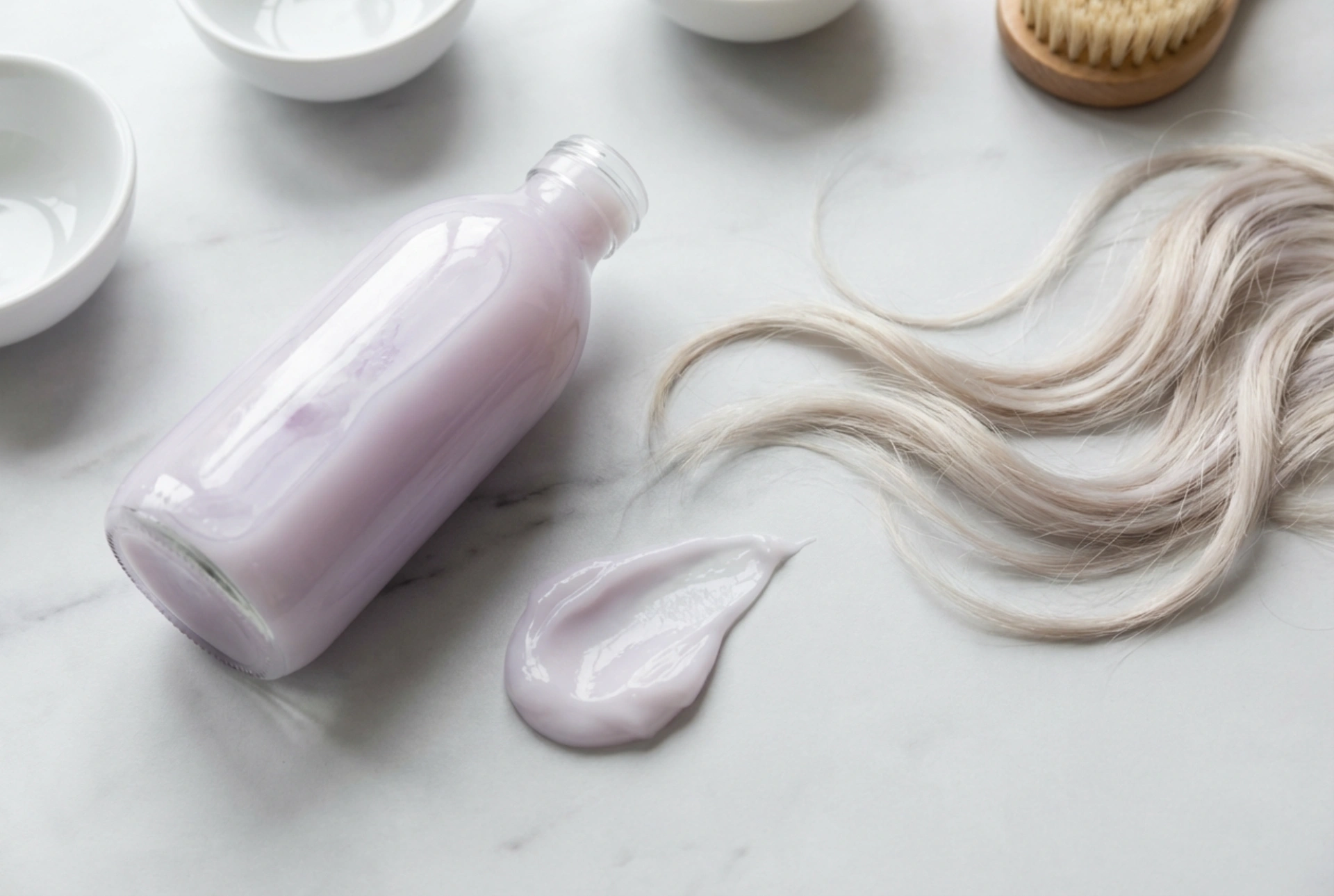 Comment choisir un après-shampooing pour cheveux blonds et l'utiliser pour éviter le jaunissement