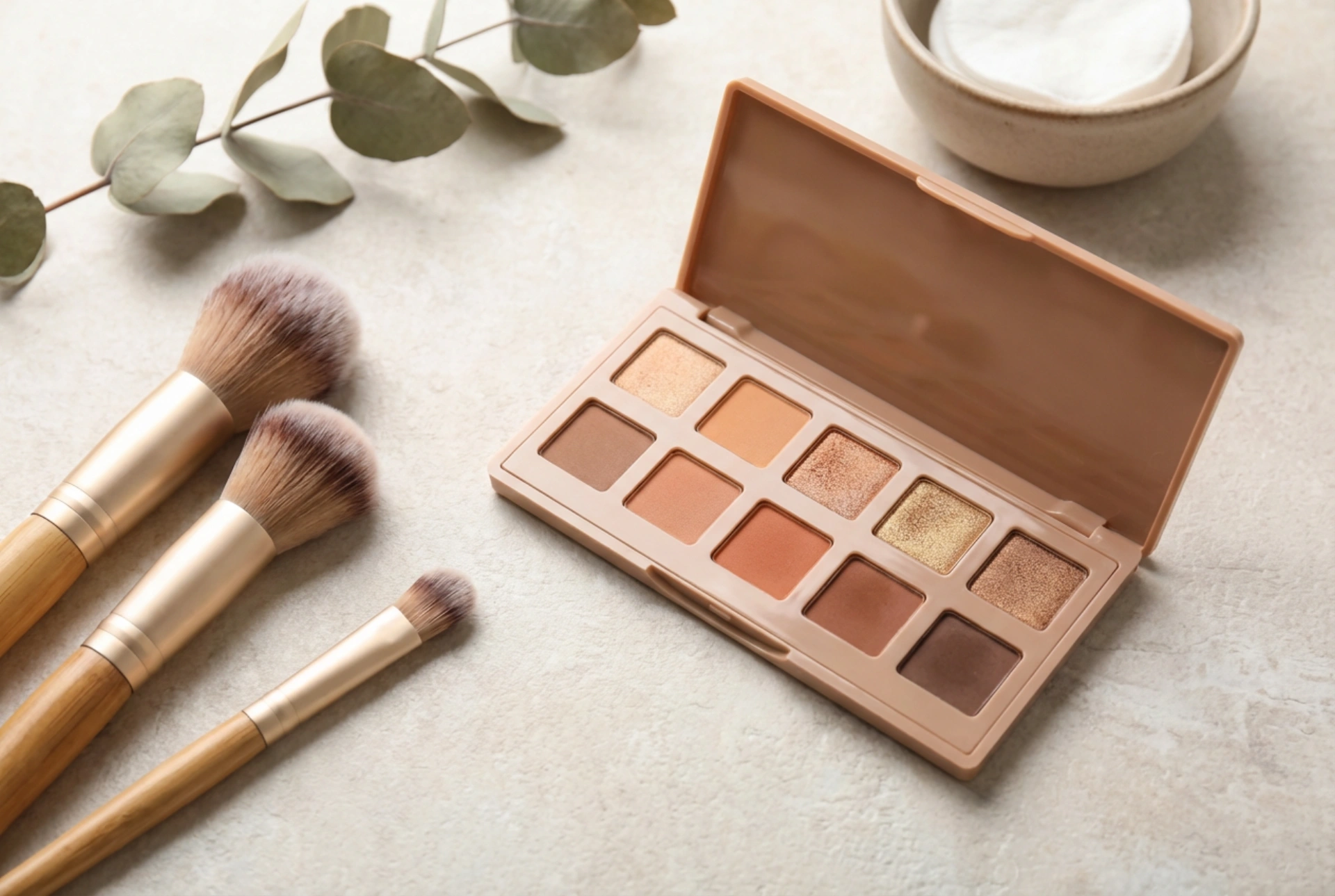 Palettes de fards à paupières : comment composer ses harmonies et réussir des dégradés parfaits